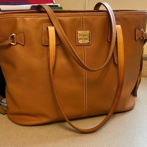 Dooney & Bourke Purse